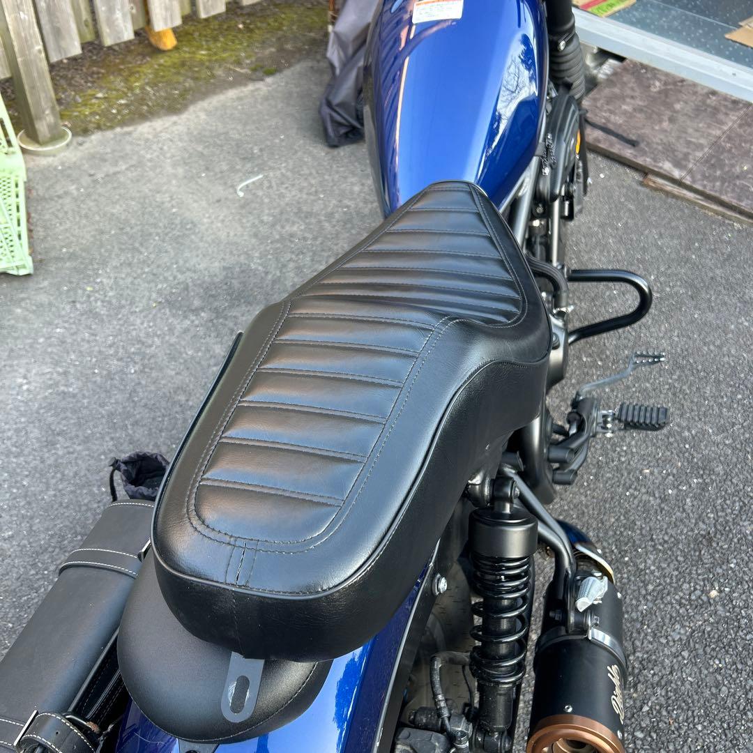 HONDAレブル250用 ブラック ストライプシート