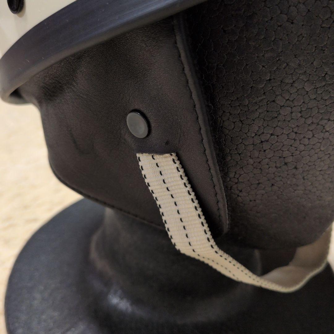 ヘルメット バイザー付き　ホワイト