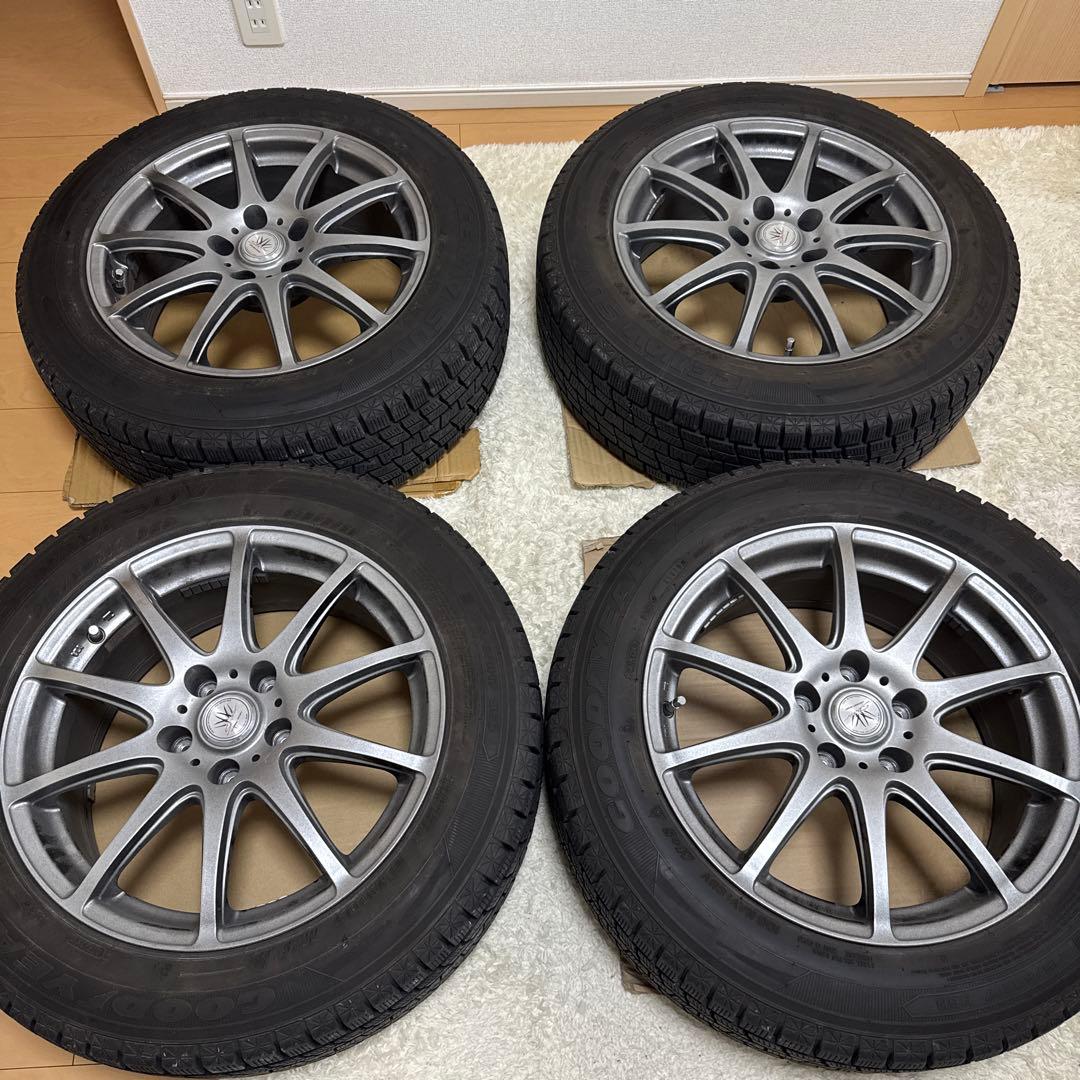 17インチ スタッドレスタイヤ　美品　4本　アルファード　ヴェルファイア