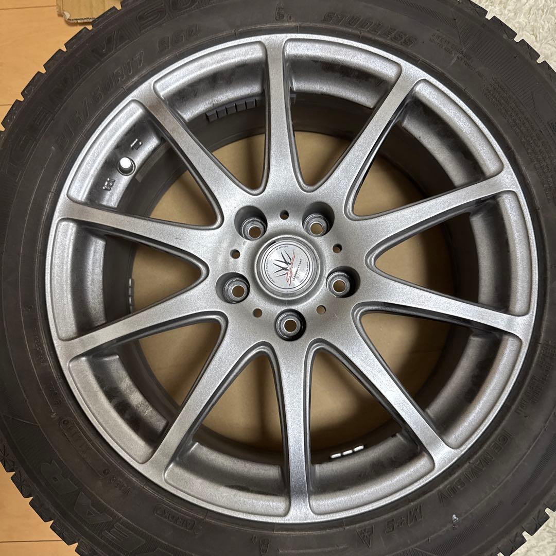 17インチ スタッドレスタイヤ　美品　4本　アルファード　ヴェルファイア
