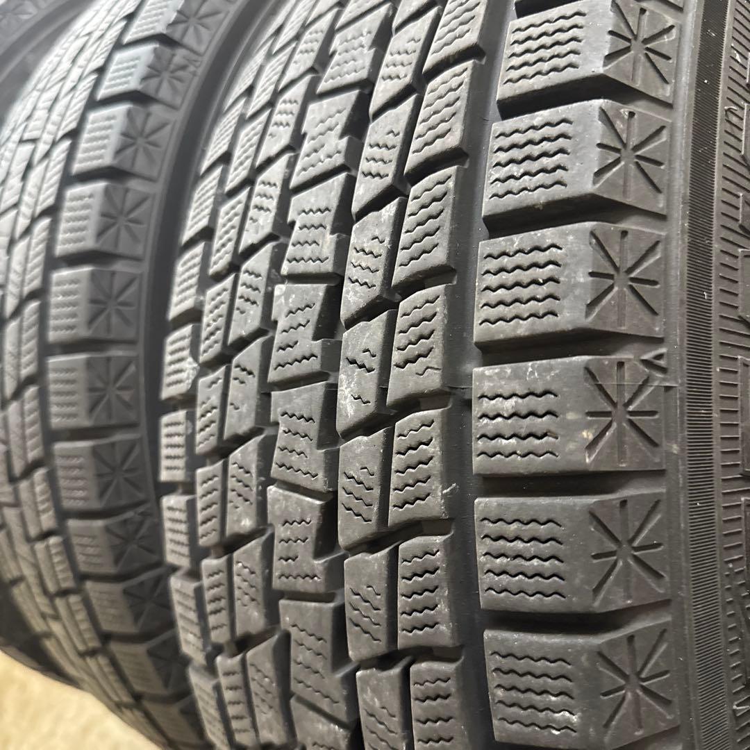 17インチ スタッドレスタイヤ　美品　4本　アルファード　ヴェルファイア