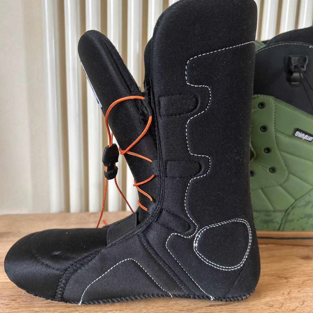 thirtytwo スノーボードブーツ オリーブグリーン