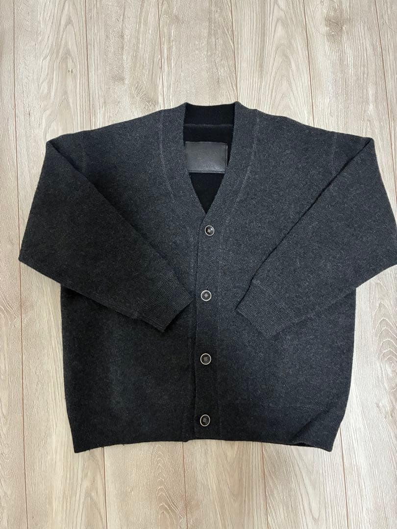 トップス THE TOKYO CASHMERE REVERSIBLE CARDIGAN