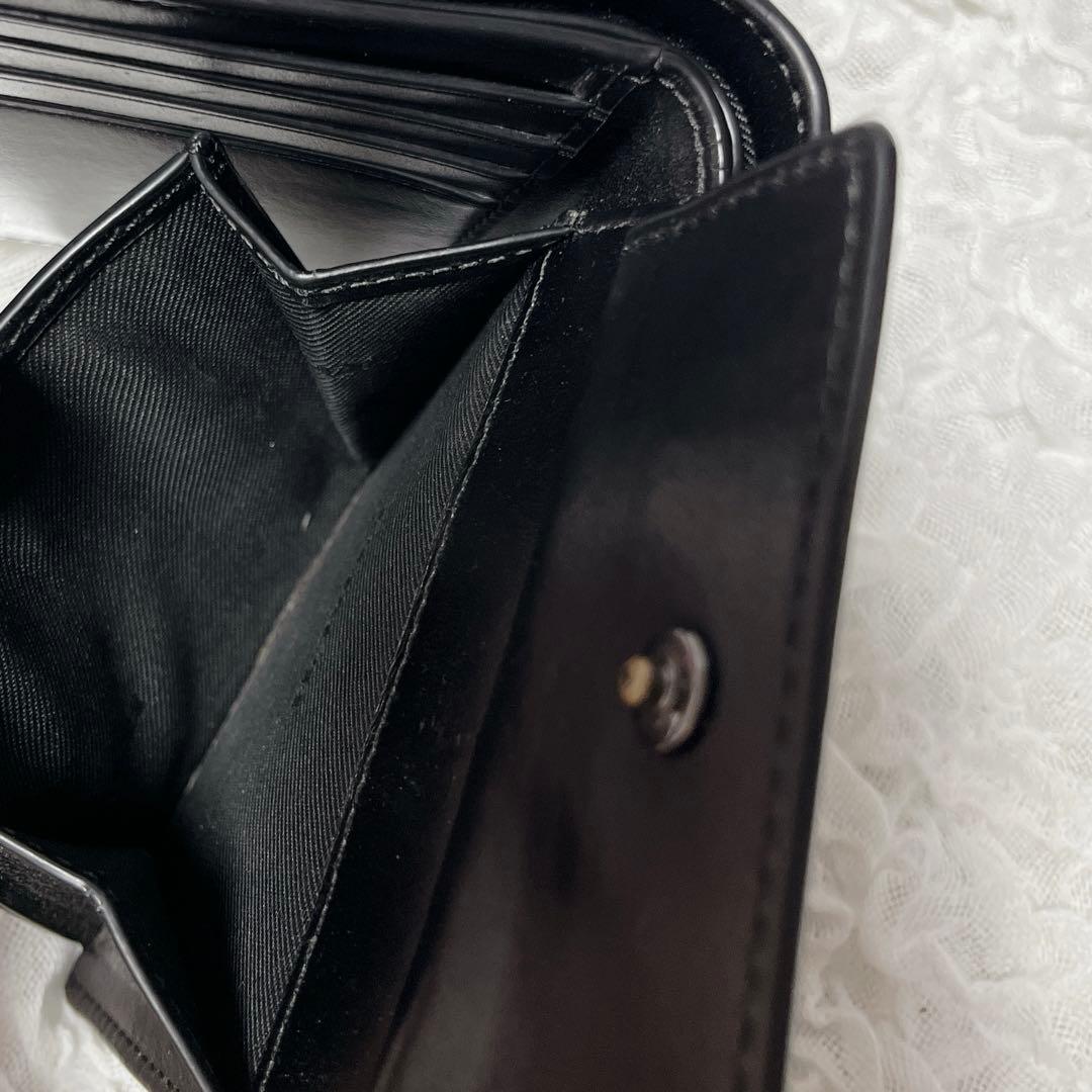 コーチ　シグネチャー　ブラック　レザー　二つ折り　財布　小銭入れ付　コンパクト