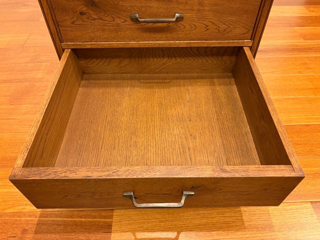 サイドテーブル・ナイトテーブル・ローテーブル TRUCK FURNITURE / BEN COFFEE TABLE