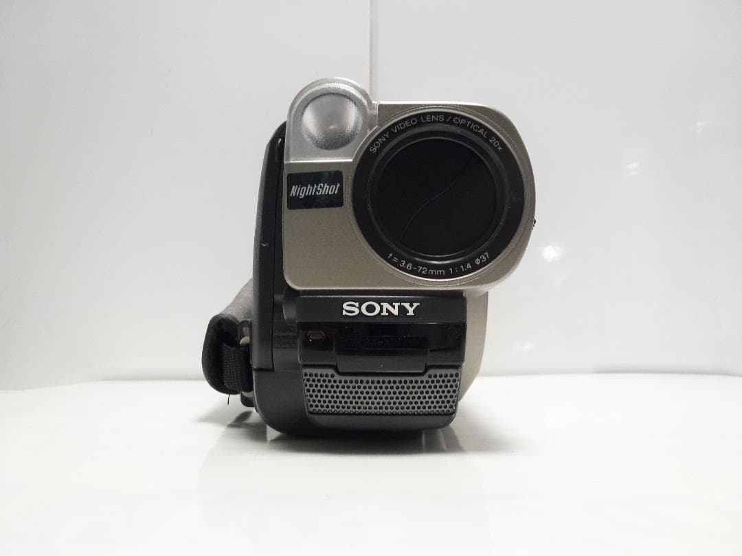 希少　ソニー　CCD-TRV80　8mmビデオカメラ　ハンディカム 　Hi8