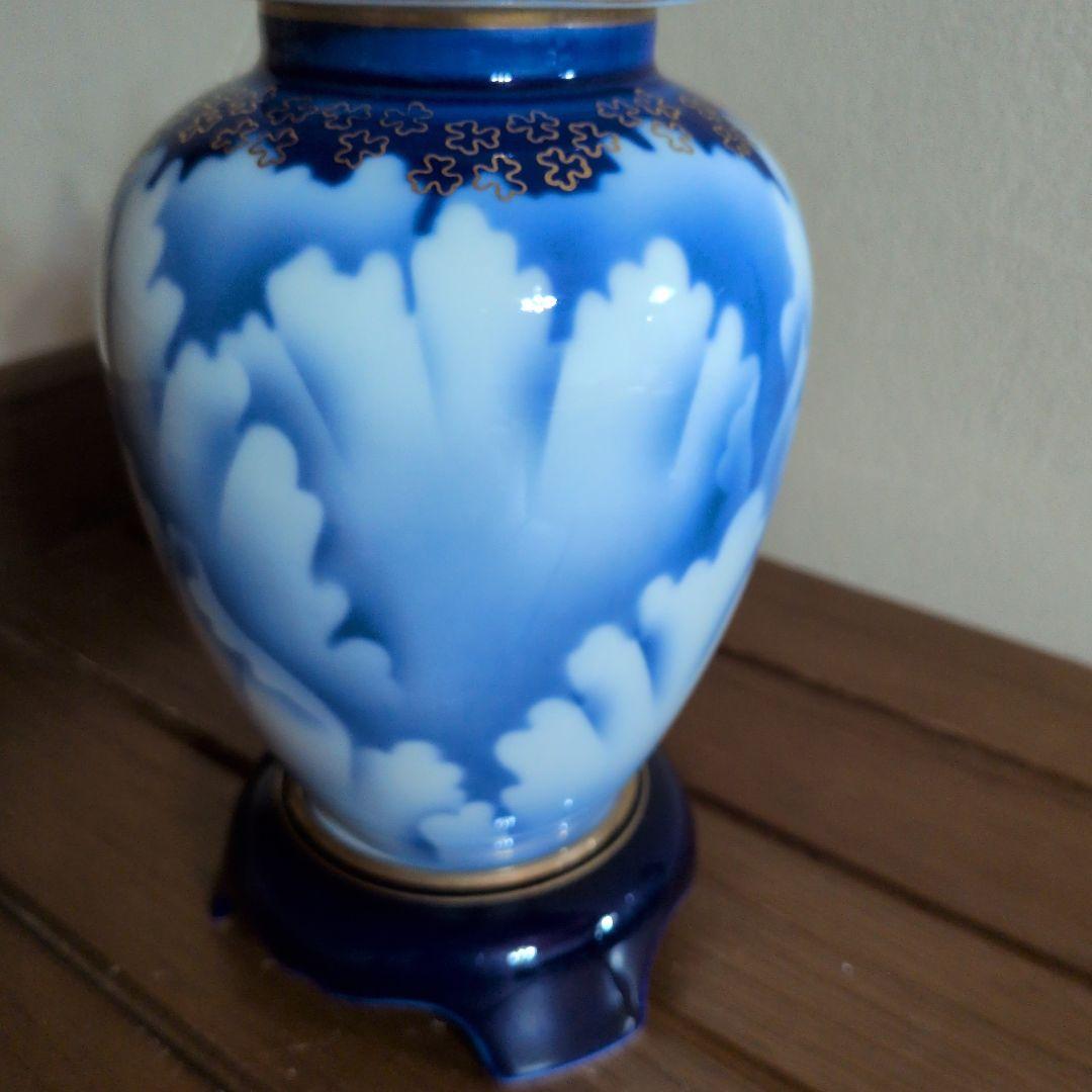 ☆宮内庁御用達 深川製磁 飾壺 蓋付壺 牡丹金ミル台付花瓶☆