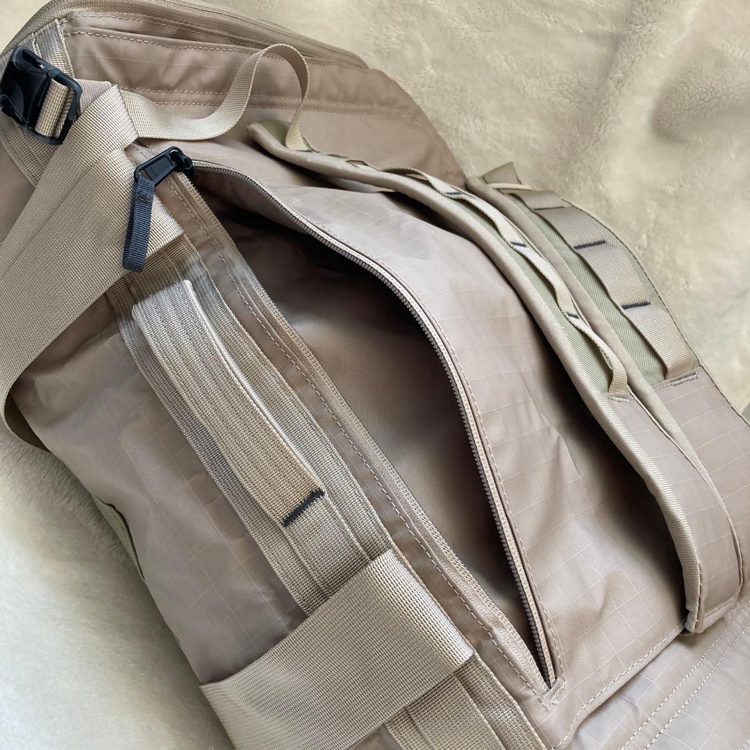 旅行かばん・小分けバッグ THENORTHFACE BASECAMP VOYAGER 42L