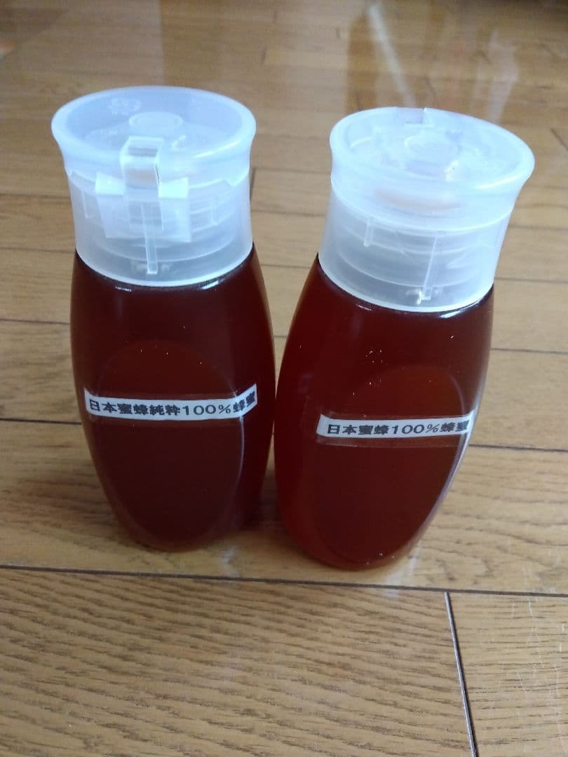 日本ミツバチ100％純粋蜜