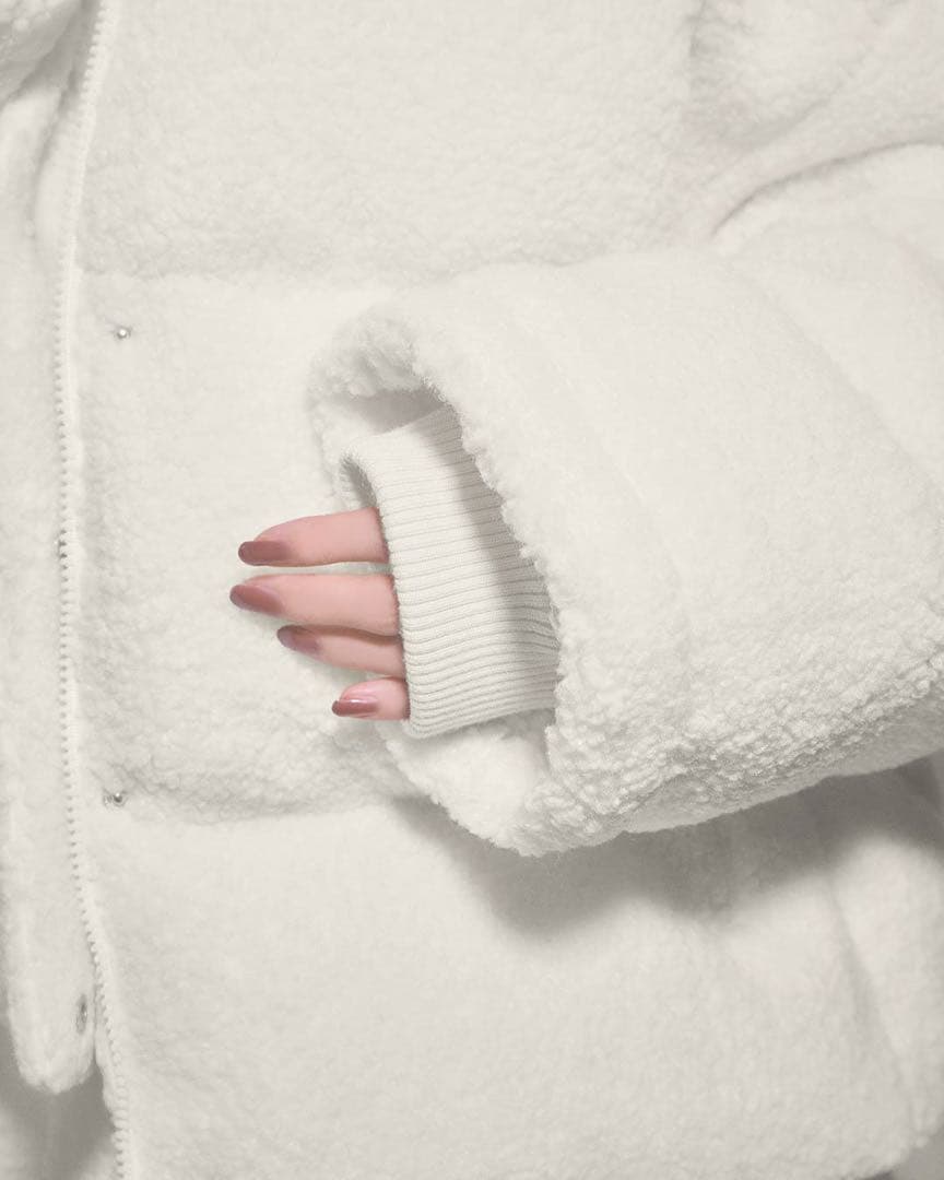 ミシェルマカロン フード付きホワイトダウンジャケット