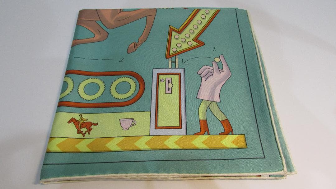 美品　エルメス　カレ90　ティーフォートゥ