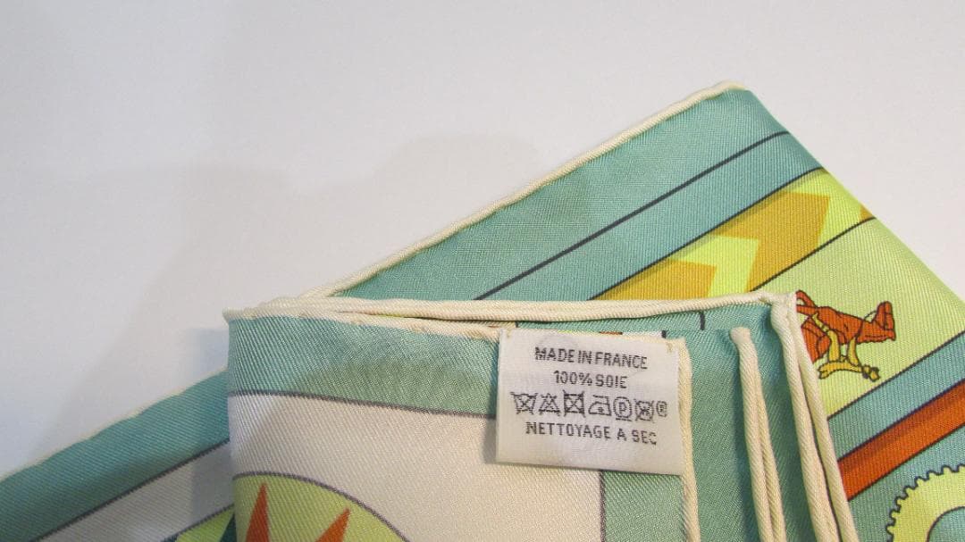 美品　エルメス　カレ90　ティーフォートゥ