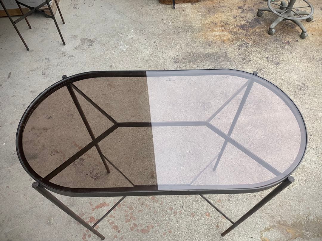 サビ風バーテーブル