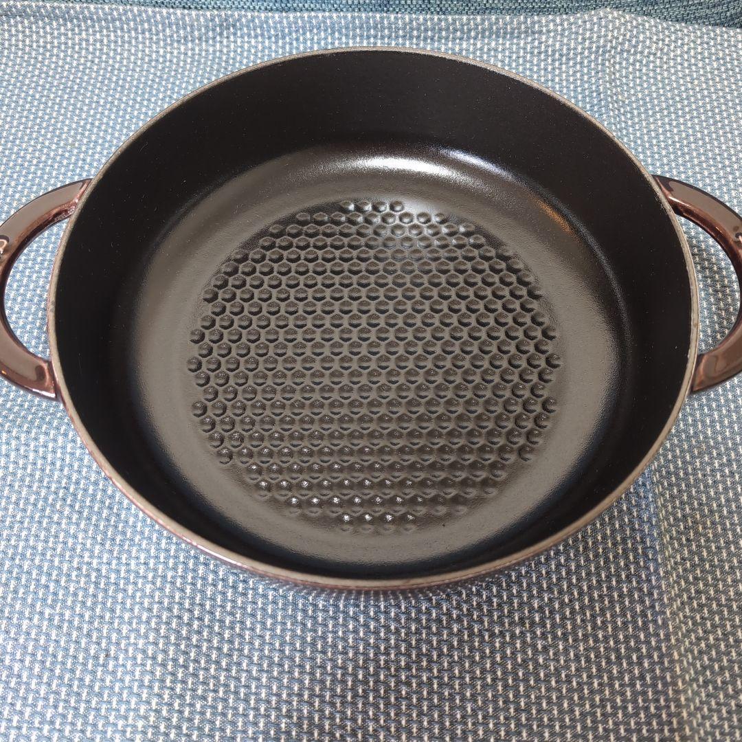 STAUB ストウブ　ニダベイユソテーパン 24　ナス　オーベルジン