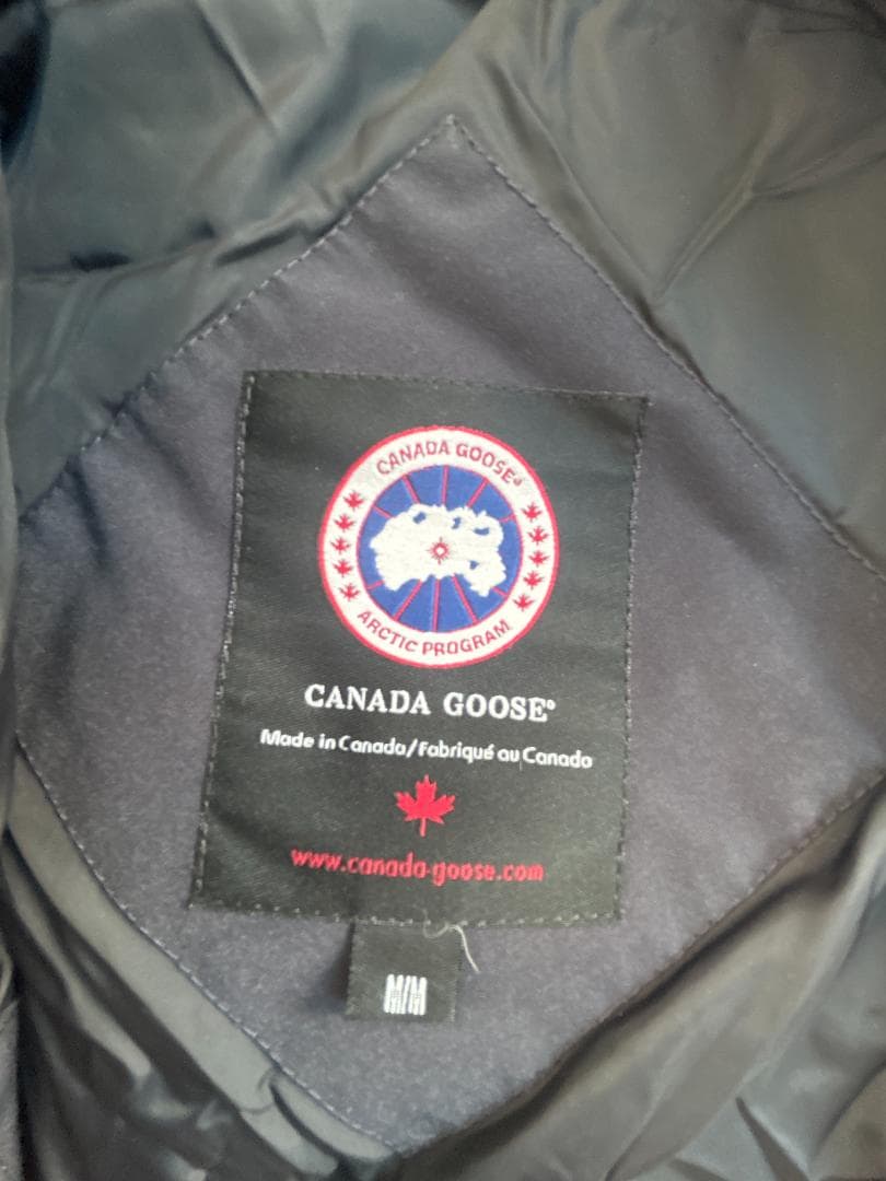   （カナダグース）ダウンジャケット M