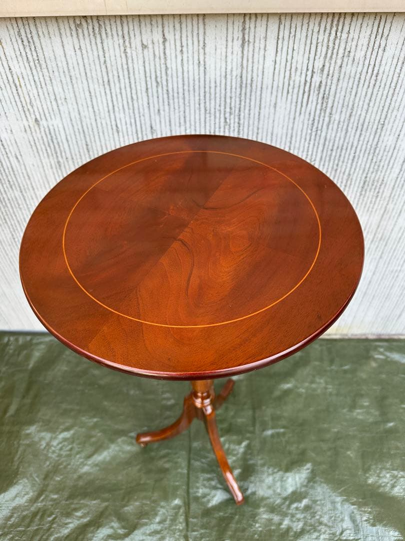 イタリア　ワインテーブル　コーヒーテーブル　花台　オケージョナルテーブル