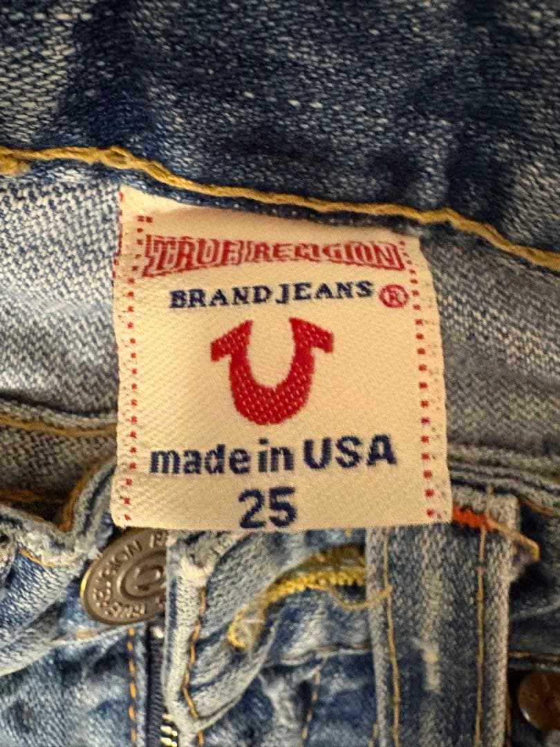true religion ブーツカットデニム　フレアデニム