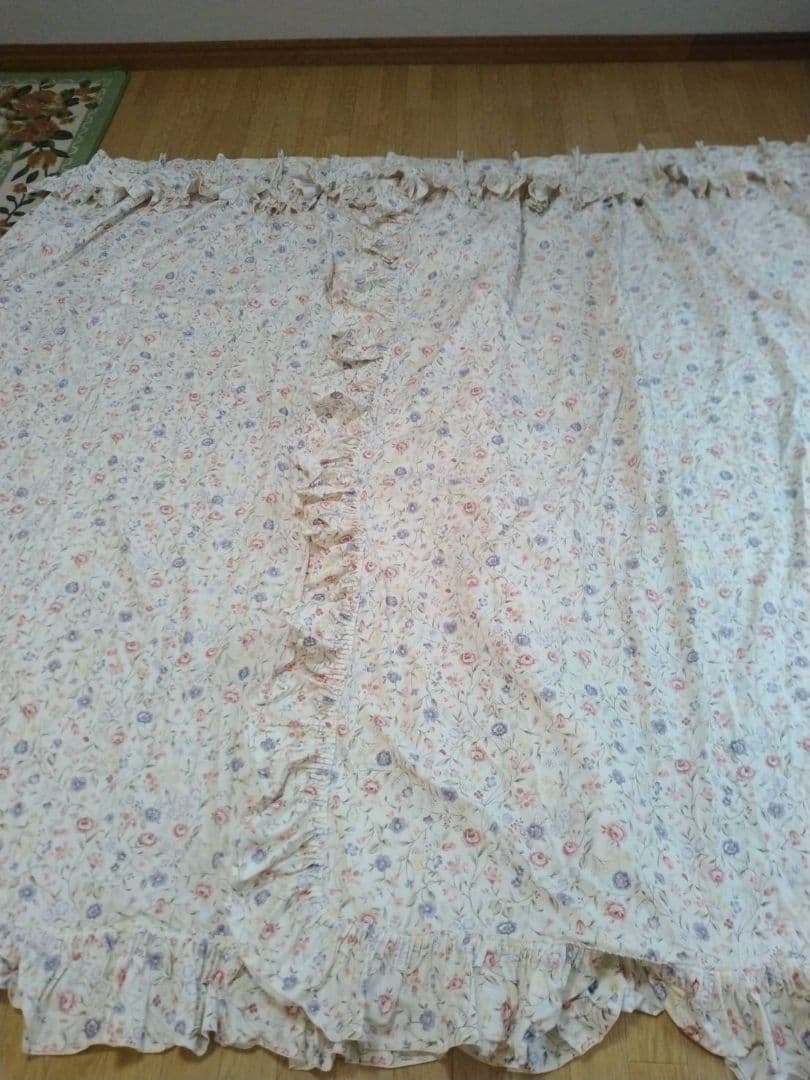 豪華オーダーリビングカーテン、花柄フリルカーテン