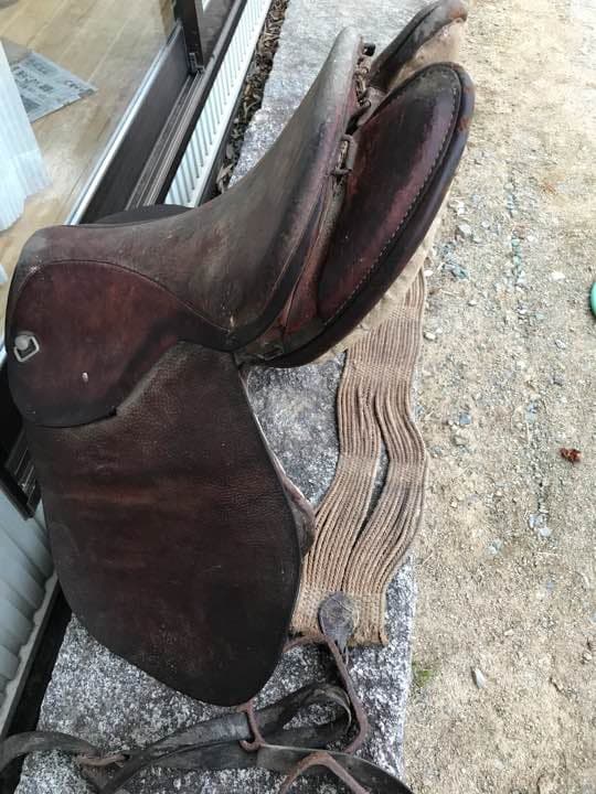 馬の鞍   お値下げ