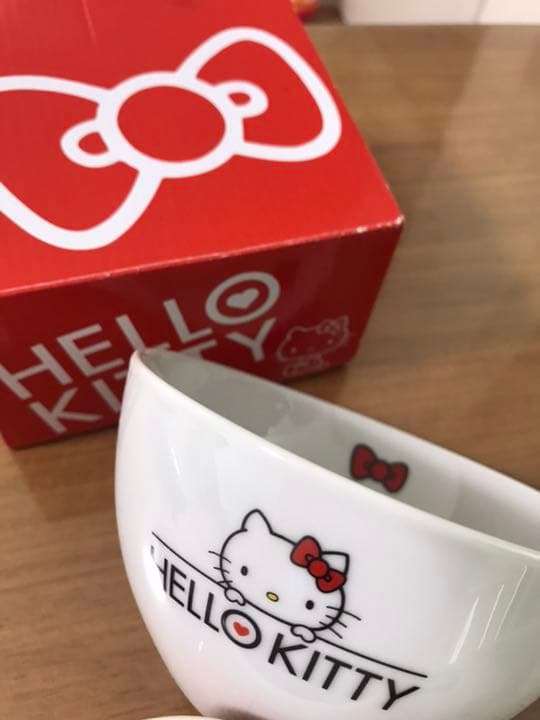 ハローキティ　陶器　ボウル　非売品