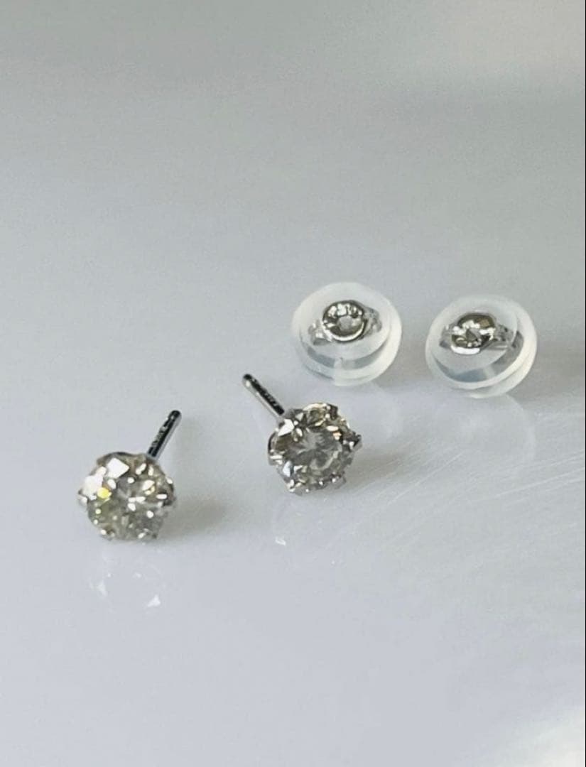 ダイヤモンド プラチナピアス（0.2ct×2)