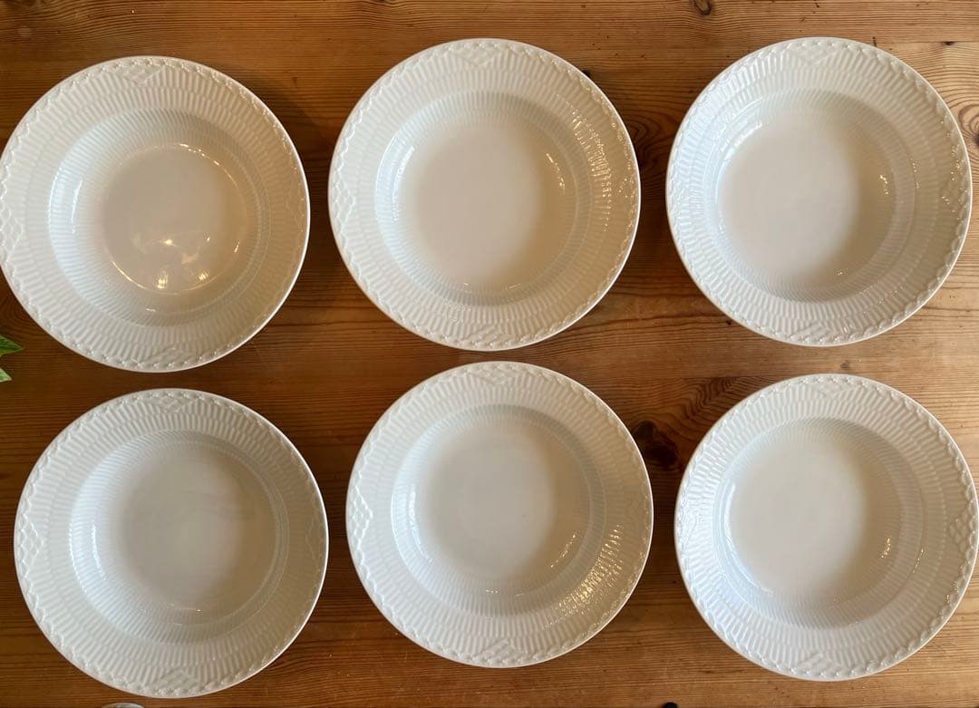 ロイヤルコペンハーゲンホワイトフルーテッドハーフレース24スーププレート×6