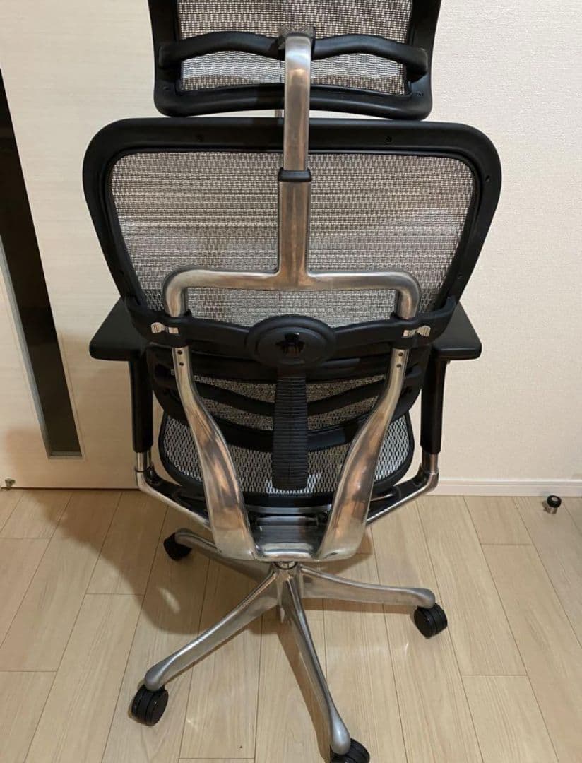 エルゴヒューマンプロ オットマン付き