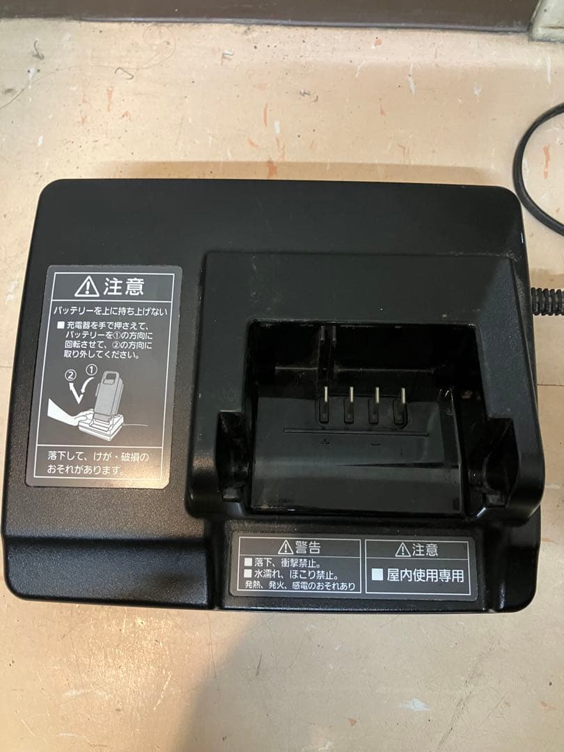 【中古】パナソニック NKJ069Z1 電動アシスト自転車 充電器