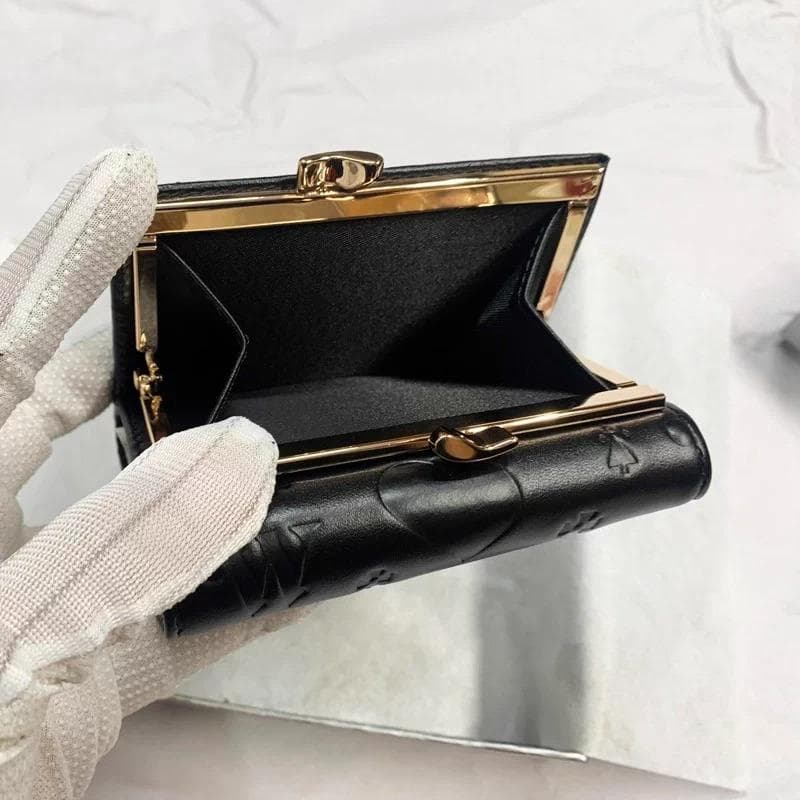 VVW 3つ折り財布 / ブラック/ゴールドロゴ154