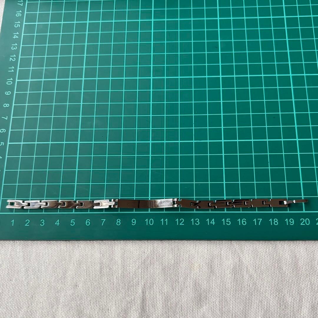 GIVENCHY ケース付 ジバンシー ブレスレット シルバー