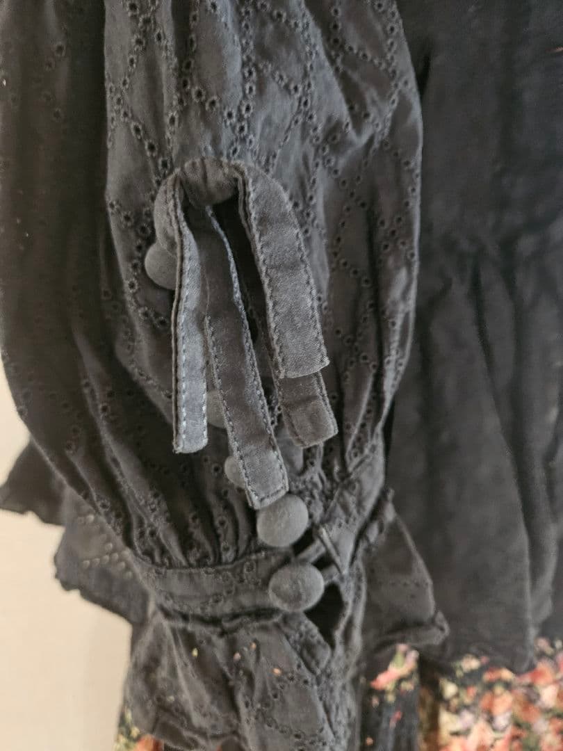 ピンクハウス　PINK HOUSE　ジャンパースカート　花ブーケ柄