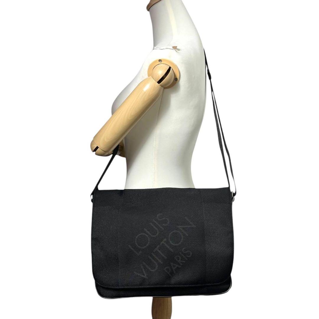 ルイヴィトン　ダミエ　ジュアン　メサジェ　メッセンジャーバッグ　ブラック　51