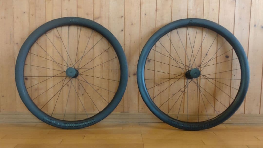 HOLLOWGRAM（ホログラム） R45 カーボンホイールセット