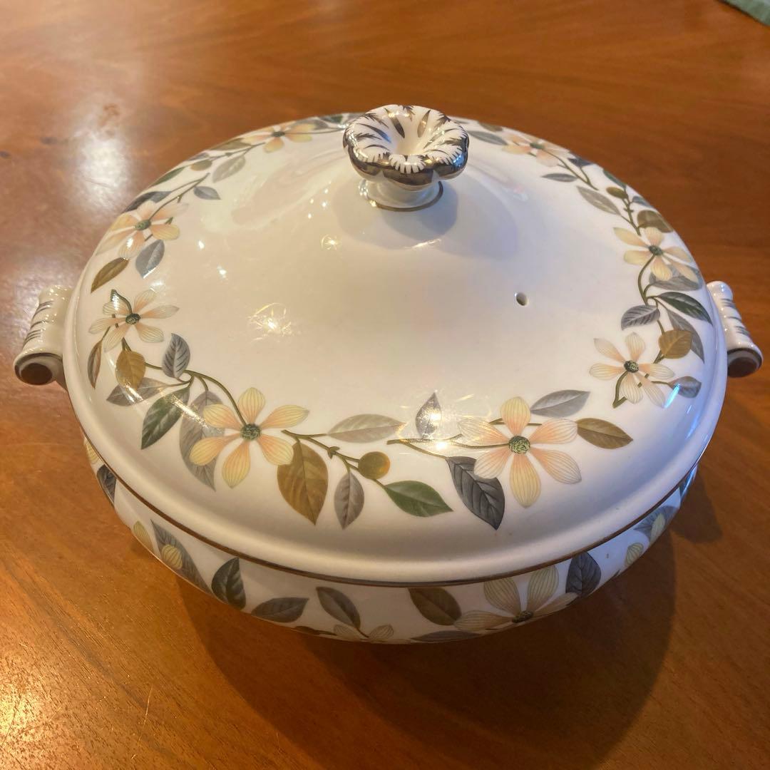 ウェッジウッド　ビーコンズフィールド　スープボウル