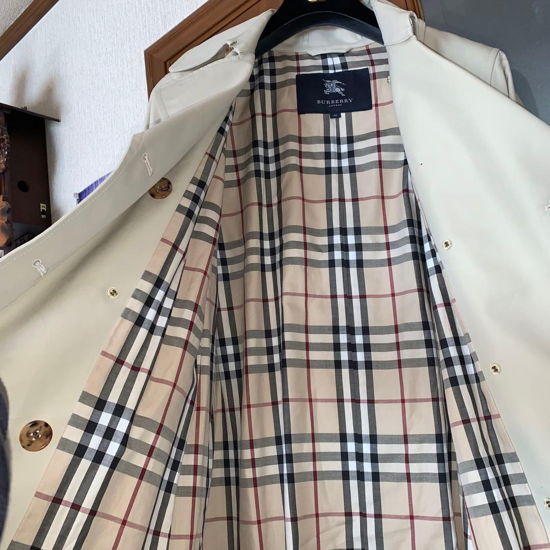 この冬にこだわりの超美品　46 バーバリー　 オフホワイト ロングコート男女兼用