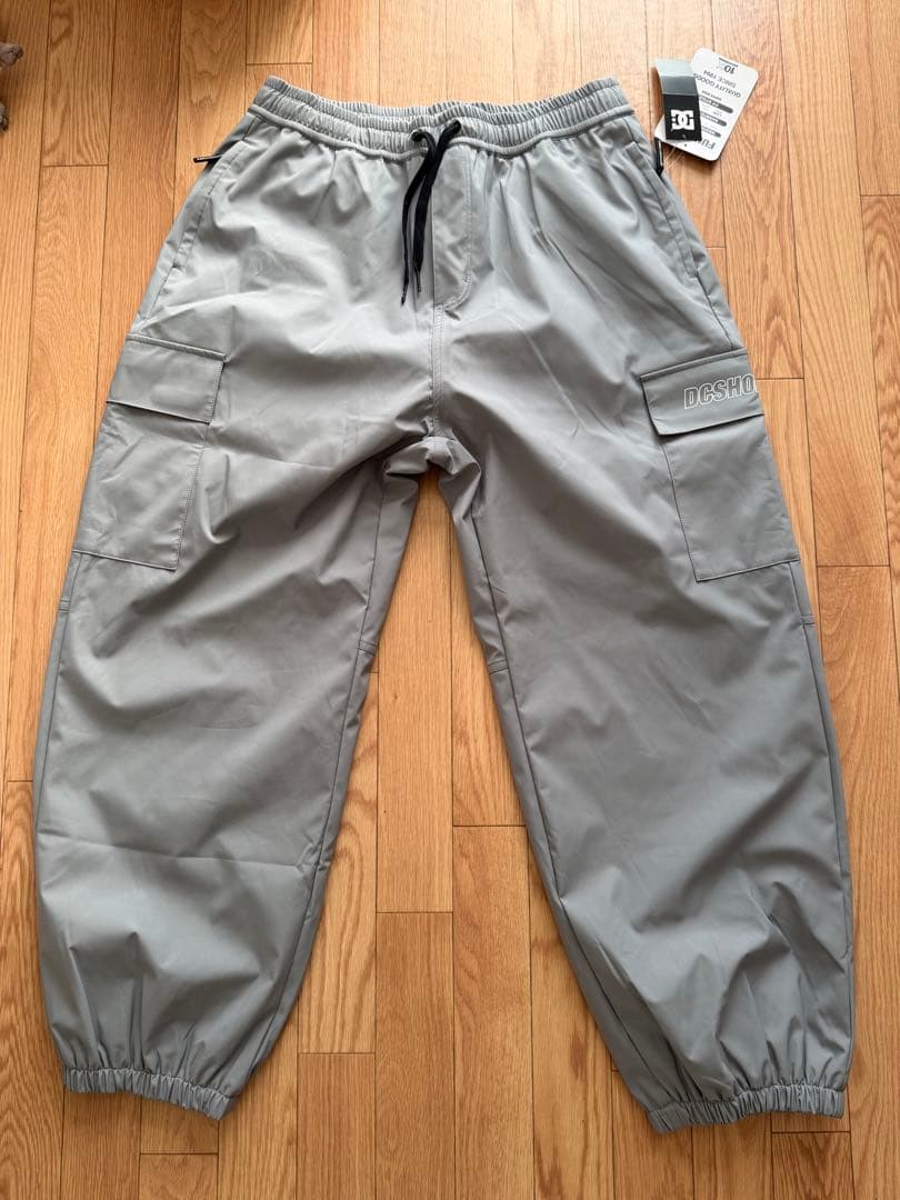 DC スノボーウエアグレー カーゴパンツ/新品未使用
