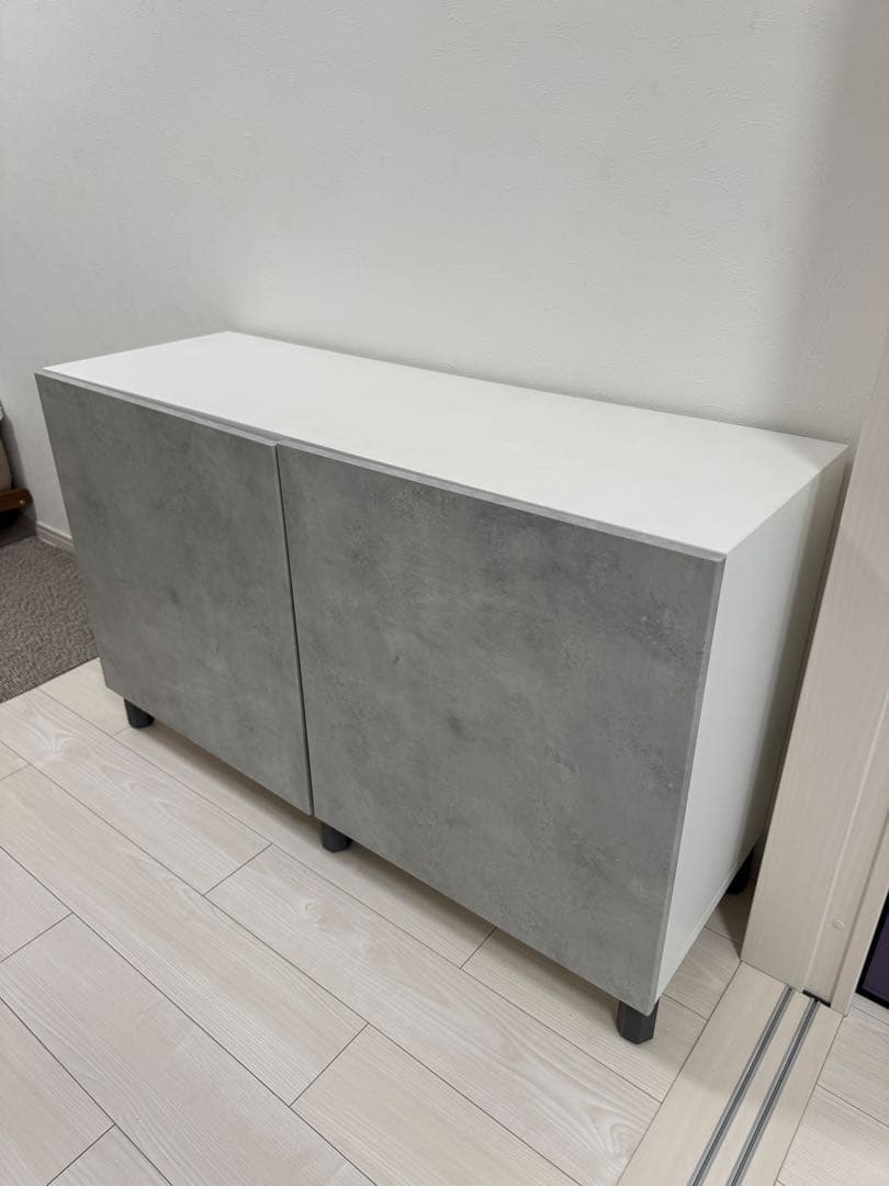 IKEA グレー、ホワイト木製オープンシェルフ