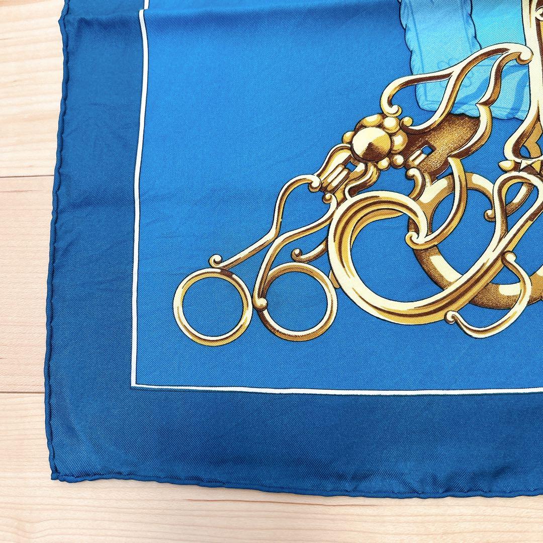 HERMÈS エルメス カレ90リフト・プロフィール（Lift Profile）