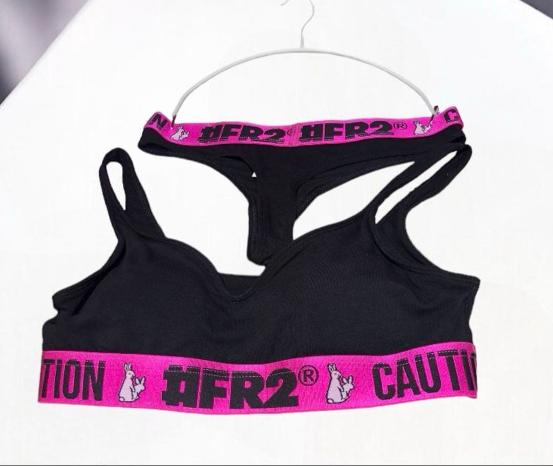 #FR2梅　ブラック　ブラジャーショーツセット　S