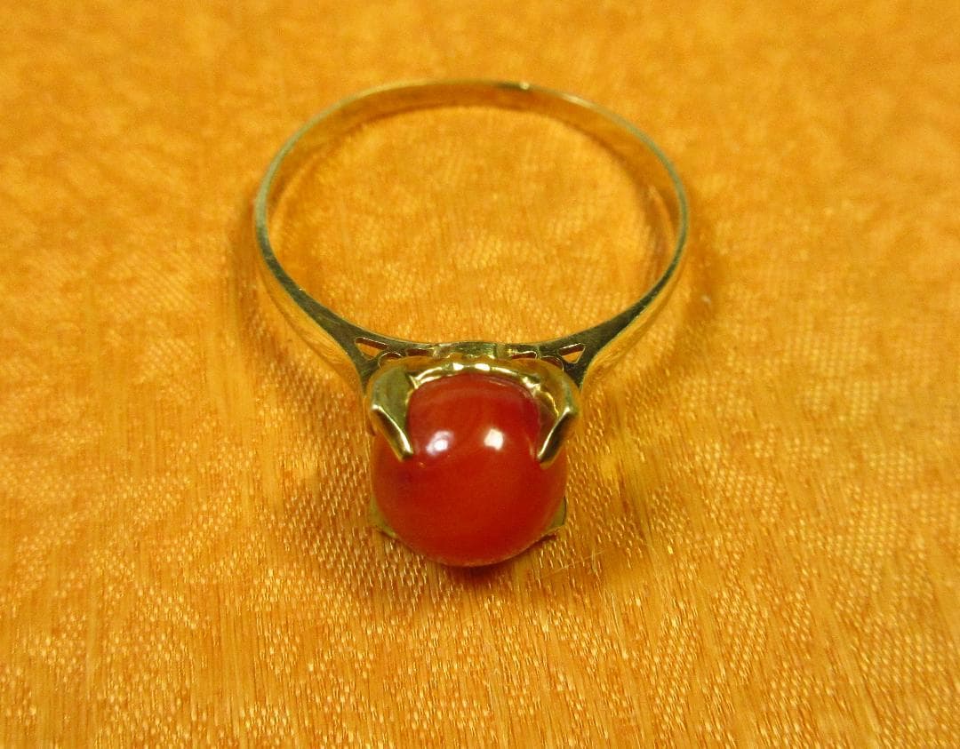 １８金指輪・赤珊瑚　「赤サンゴ」　リング・１２号