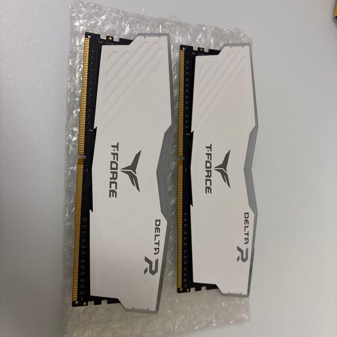 DELTA RGB DDR4 3200MHz 16GB (8GBx2枚)