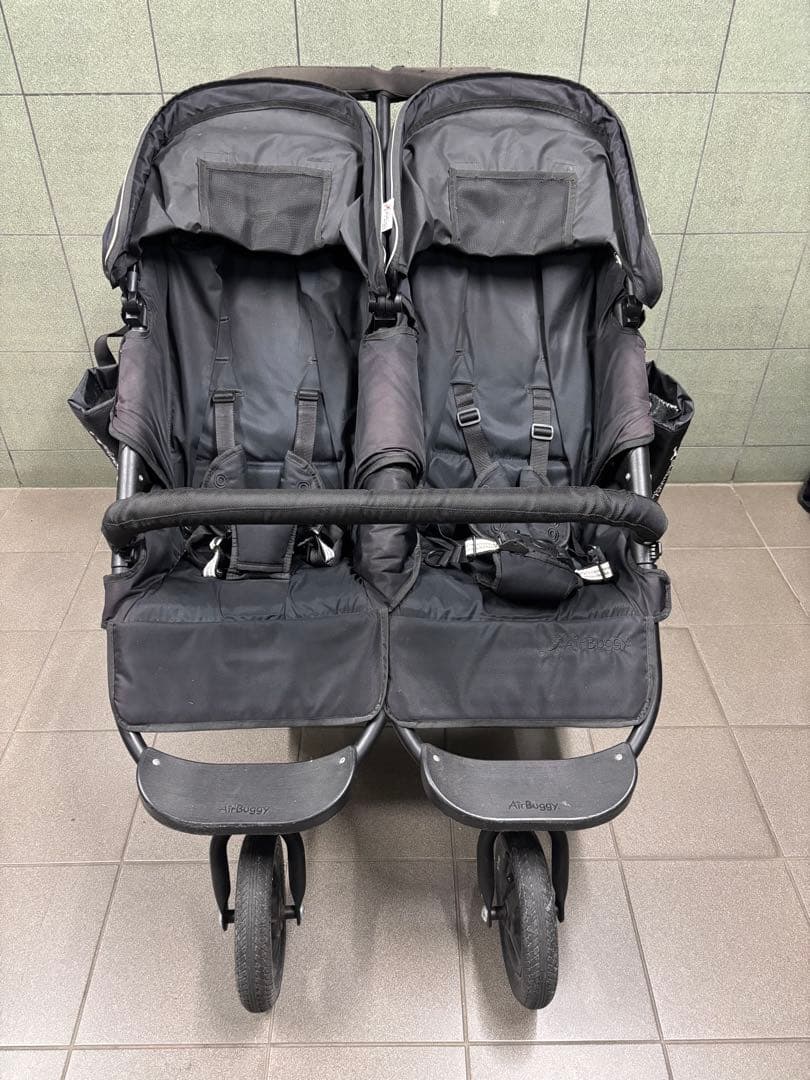 【美品】エアバギー　ココダブル　双子　2人乗り　ブラック airbuggy