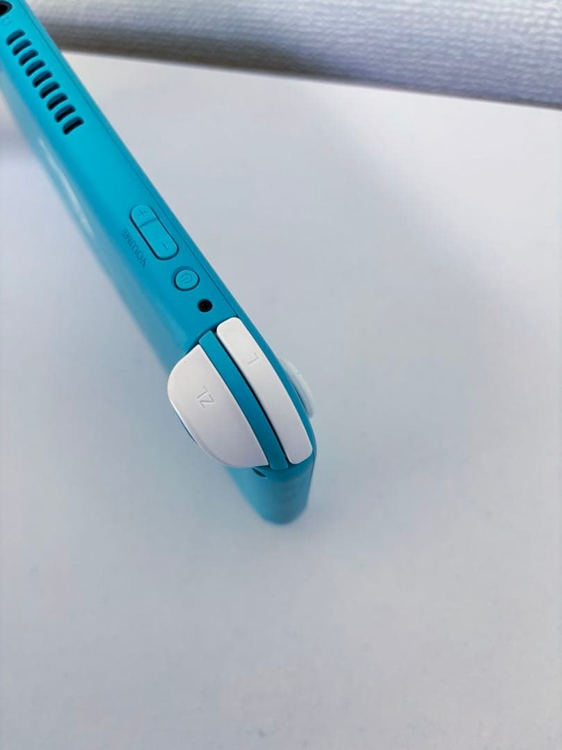 NintendoSwitchライト　ターコイズ