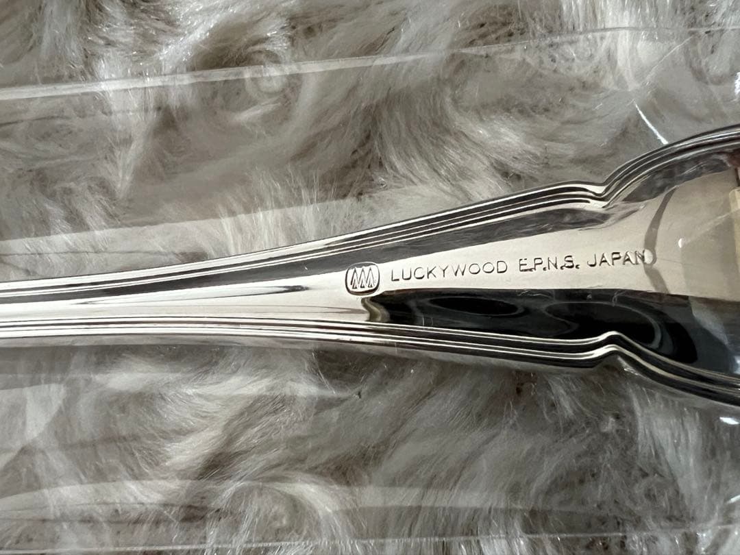 ラッキーウッド カトラリーセット　シルバーレーク　ディナースプーン＆フォーク