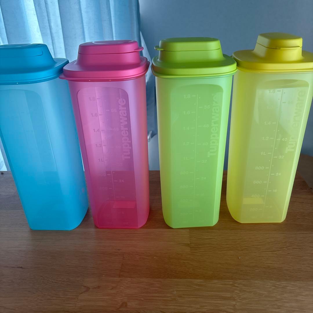 2L SラインTupperware 食品保存容器 4個セット