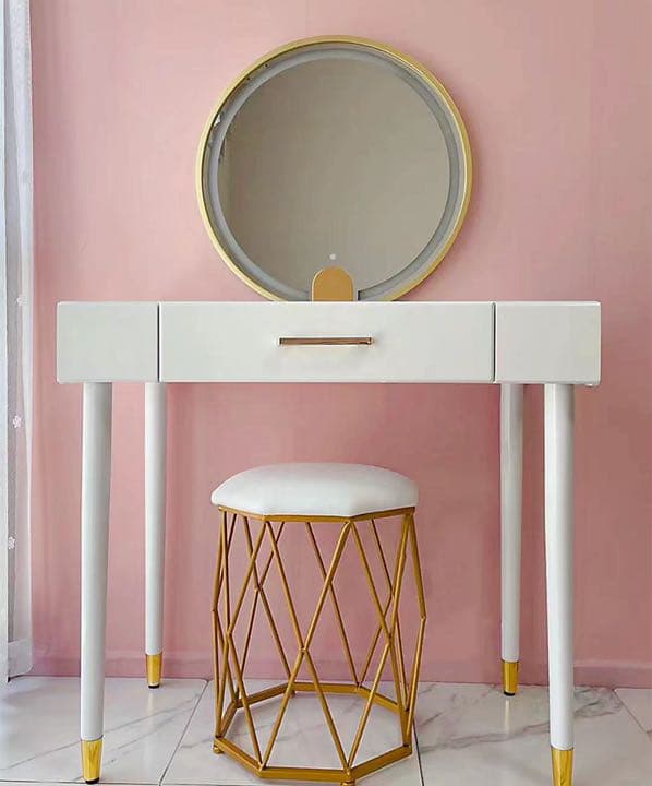 北欧風オシャレドレッサー　ホワイトLED3段調節ミラー付ドレッサー　椅子別売り