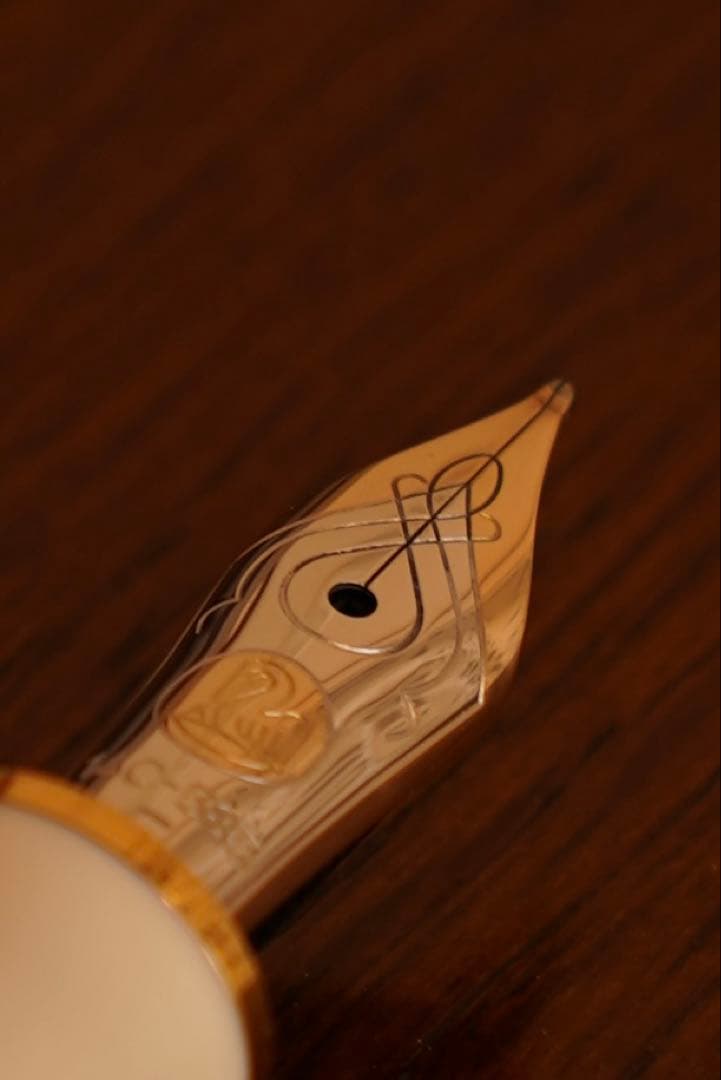 ペリカン　スーベレーン　m400 ホワイトトータス　F