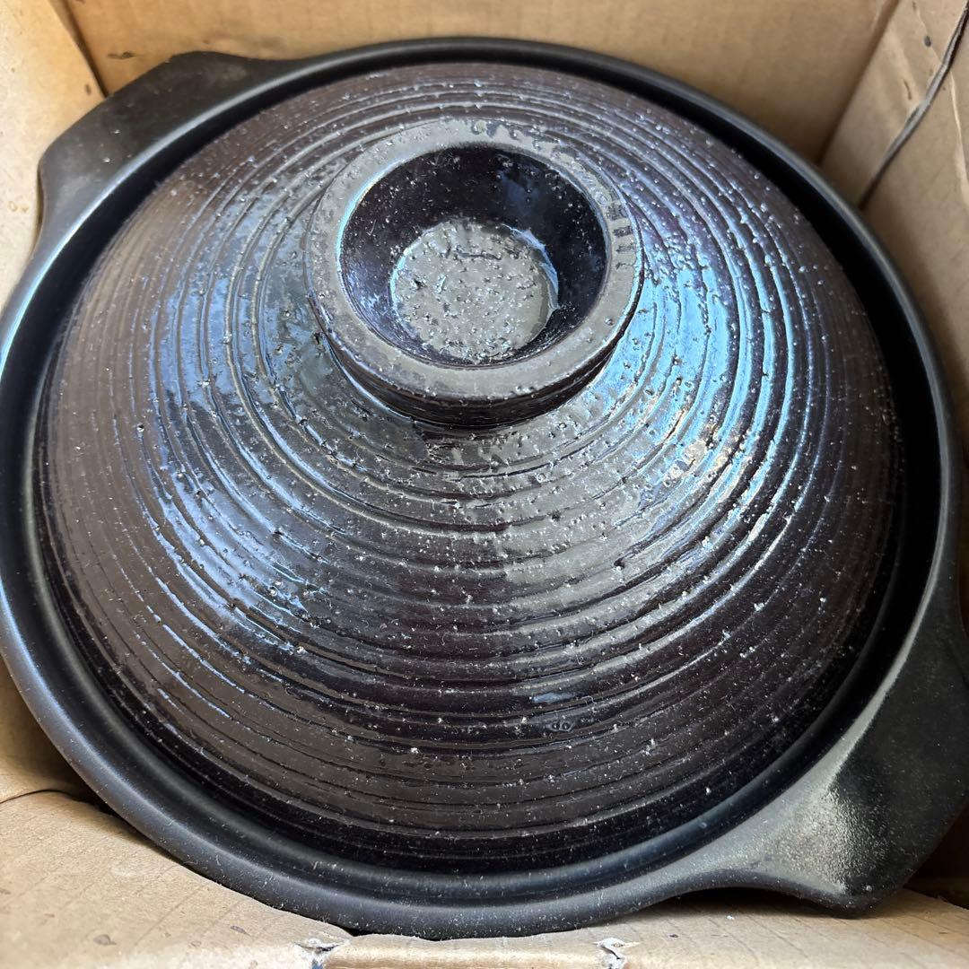 新品iga monoヘルシー蒸し鍋優　黒駒　小　黒の土鍋 深型 取っ手付き