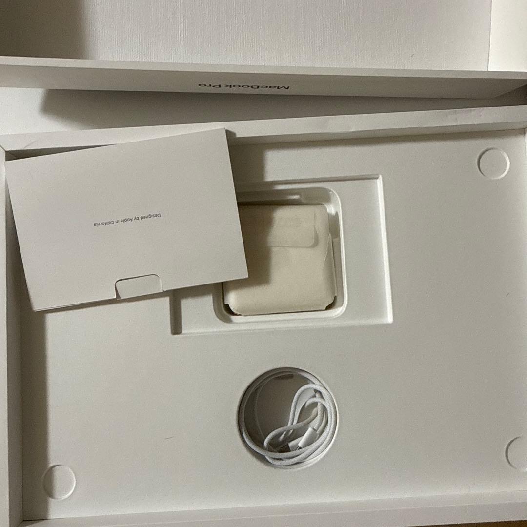 MacBookPro 2019／16インチ／2TB！／i7／16GB