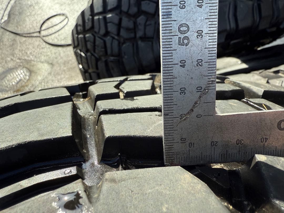 タイヤ・ホイール BFGoodrich Mud-Terrain T/A 295/70R17